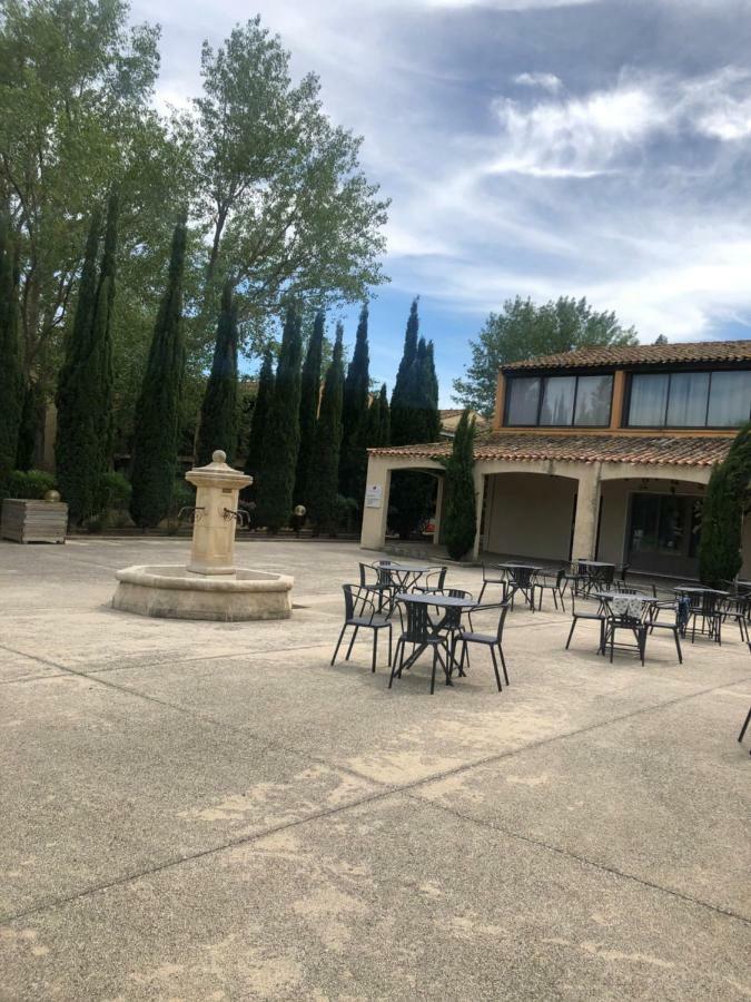 Appartement Les Hameaux 阿爾勒 外观 照片